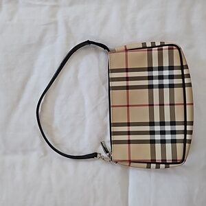 Burberry small purse